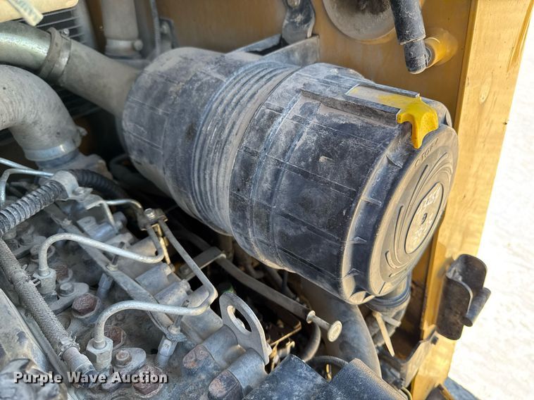 image for item DT0680 2011 Caterpillar 259B tracked skid steer loader