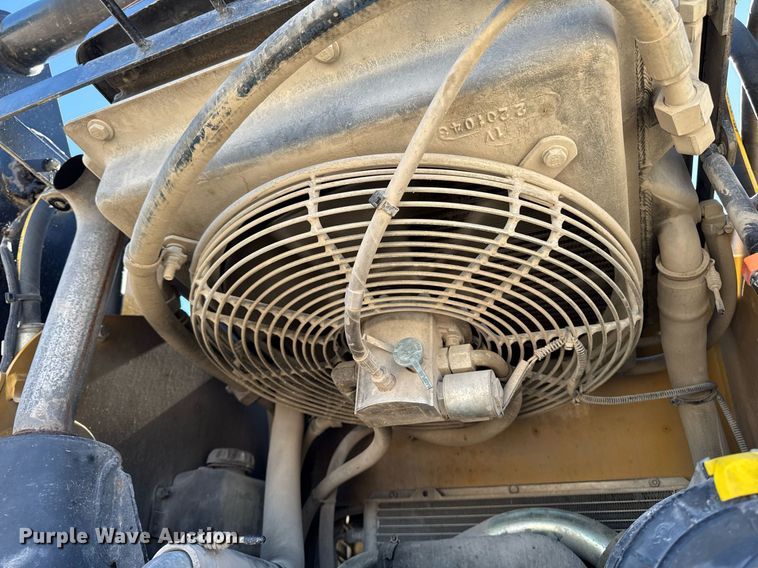 image for item DT0680 2011 Caterpillar 259B tracked skid steer loader