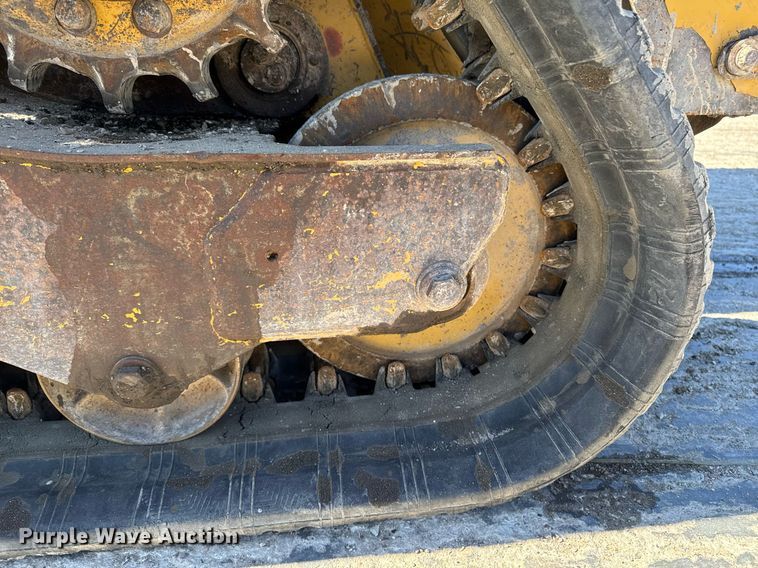 image for item DT0680 2011 Caterpillar 259B tracked skid steer loader