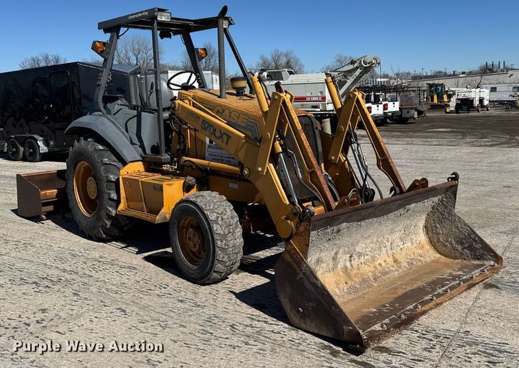 image for item DT0683 1996 Case 570 LXT industrial tractor