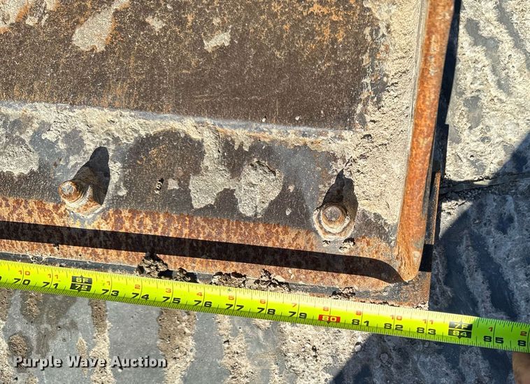 image for item DT0683 1996 Case 570 LXT industrial tractor