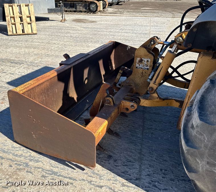 image for item DT0683 1996 Case 570 LXT industrial tractor