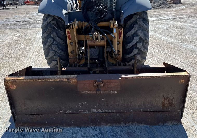 image for item DT0683 1996 Case 570 LXT industrial tractor