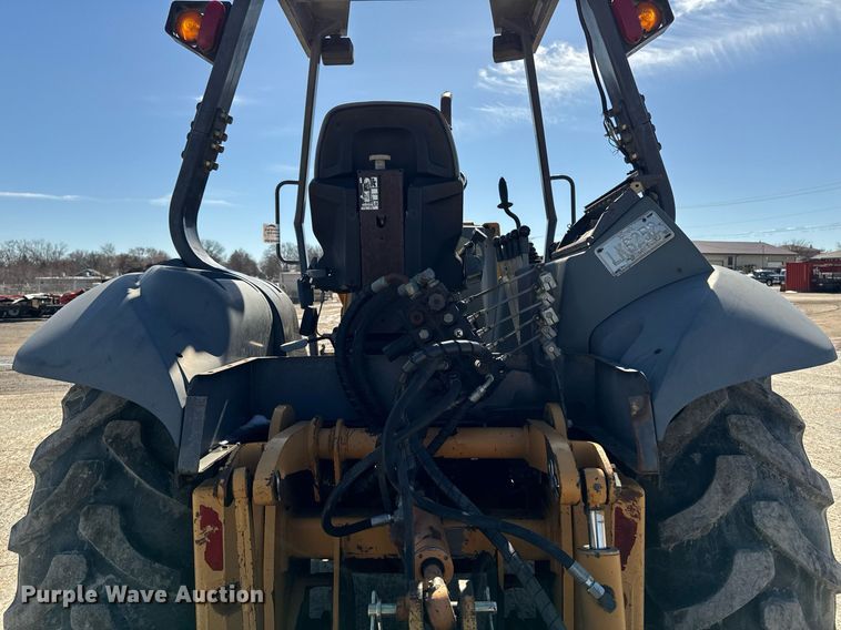 image for item DT0683 1996 Case 570 LXT industrial tractor