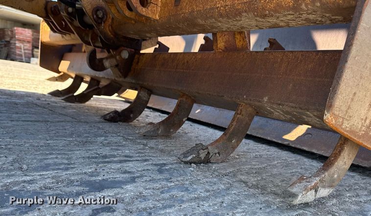 image for item DT0683 1996 Case 570 LXT industrial tractor