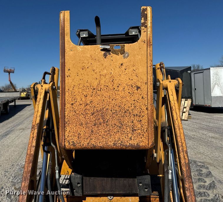 image for item DT0683 1996 Case 570 LXT industrial tractor