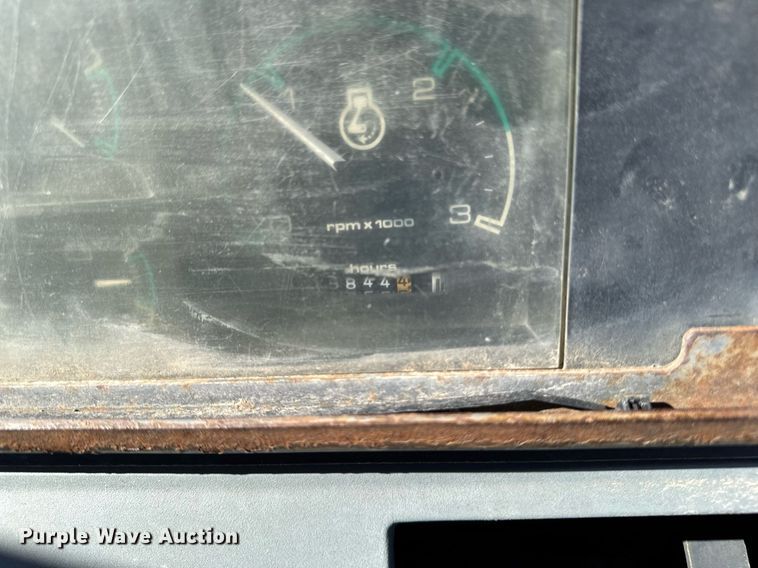 image for item DT0683 1996 Case 570 LXT industrial tractor