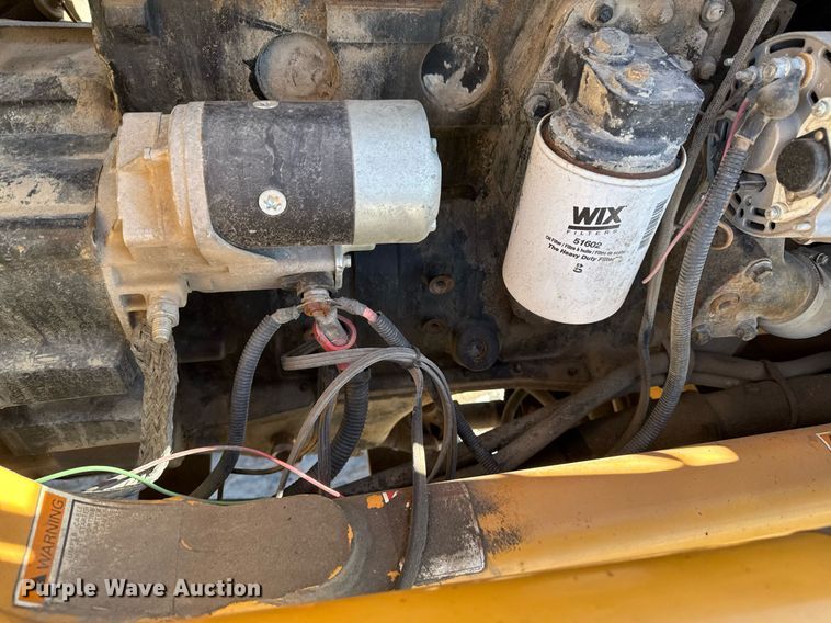 image for item DT0683 1996 Case 570 LXT industrial tractor