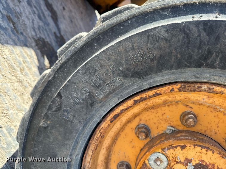 image for item DT0683 1996 Case 570 LXT industrial tractor