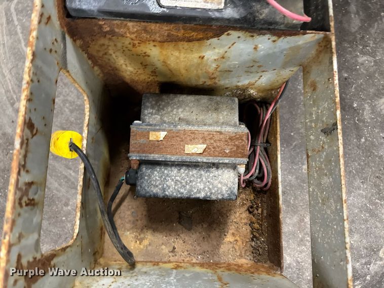 image for item DT0684 2005 Skyjack SJ 3220 scissor lift