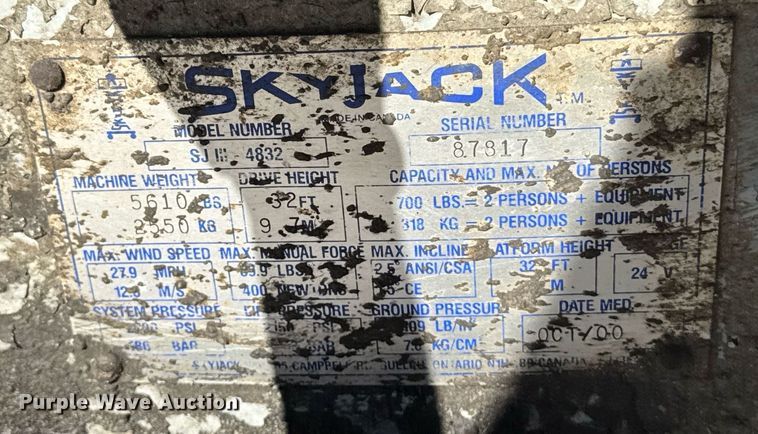 image for item DT0686 2000 Skyjack SJ III 4832 scissor lift