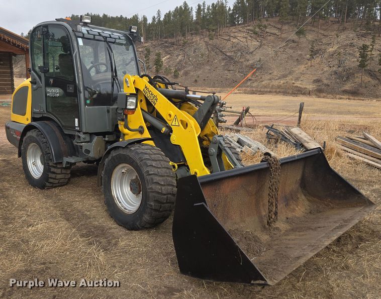 image for item DT7054 2017 Wacker Nueson WL 38 wheel loader