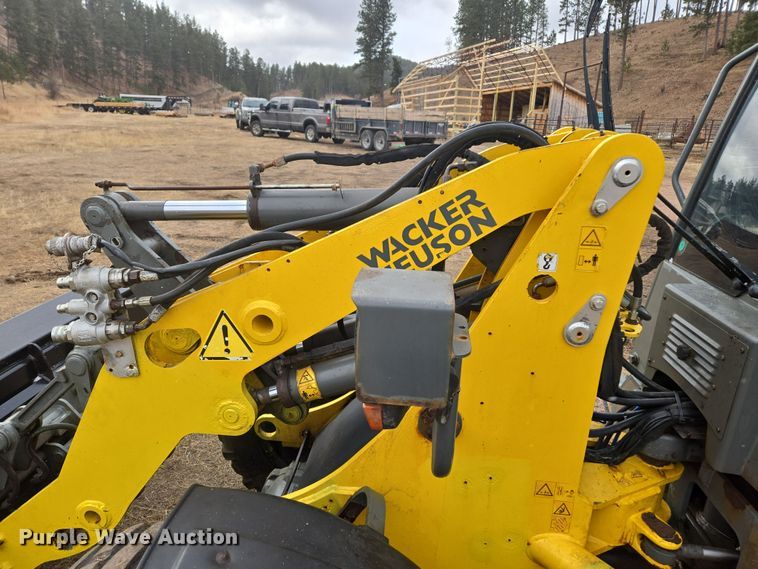 image for item DT7054 2017 Wacker Nueson WL 38 wheel loader