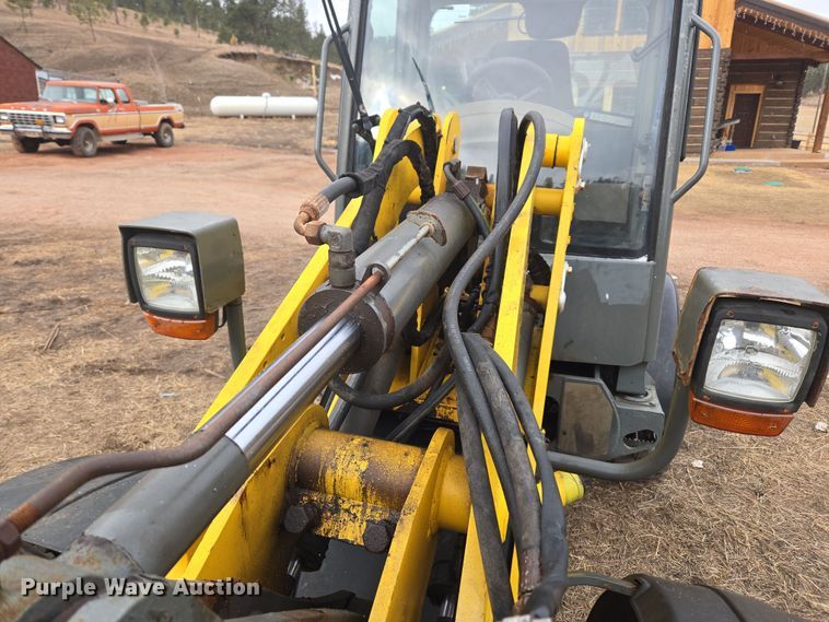 image for item DT7054 2017 Wacker Nueson WL 38 wheel loader