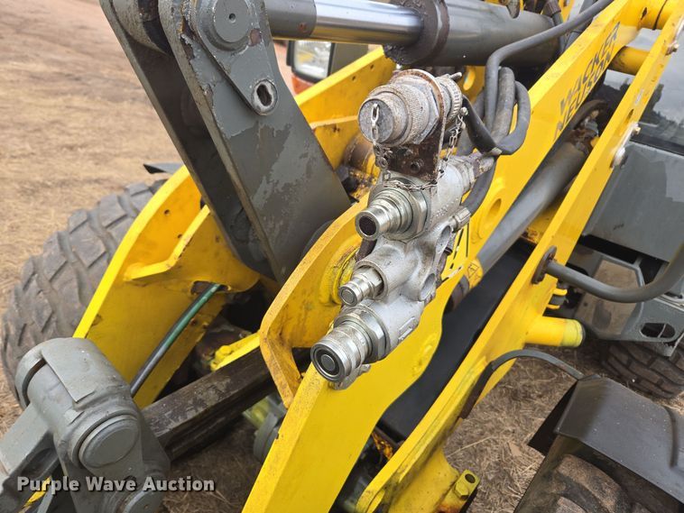 image for item DT7054 2017 Wacker Nueson WL 38 wheel loader