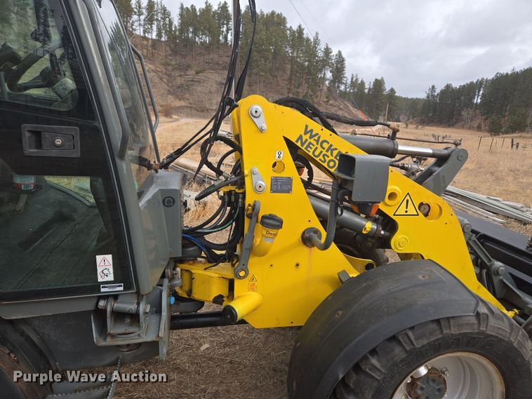 image for item DT7054 2017 Wacker Nueson WL 38 wheel loader