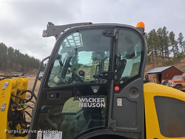 image for item DT7054 2017 Wacker Nueson WL 38 wheel loader