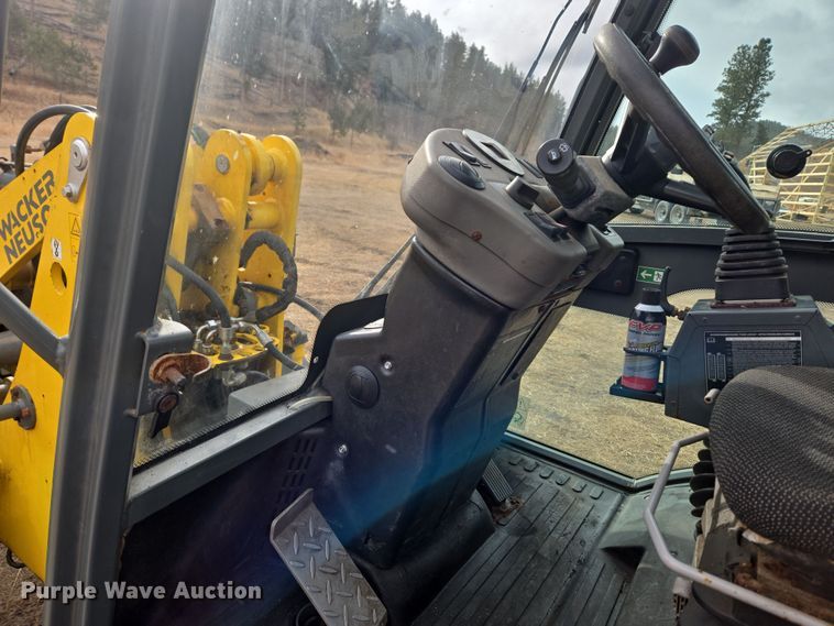 image for item DT7054 2017 Wacker Nueson WL 38 wheel loader