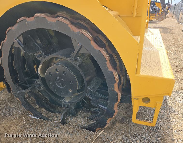 image for item DT7058 Rex 3-35 soil compactor