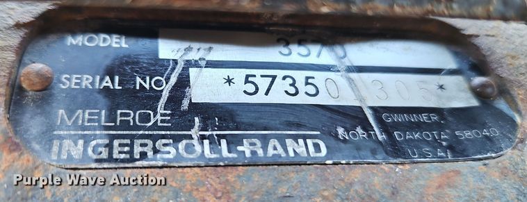 image for item DT7635 Bobcat 3570 skid steer breaker