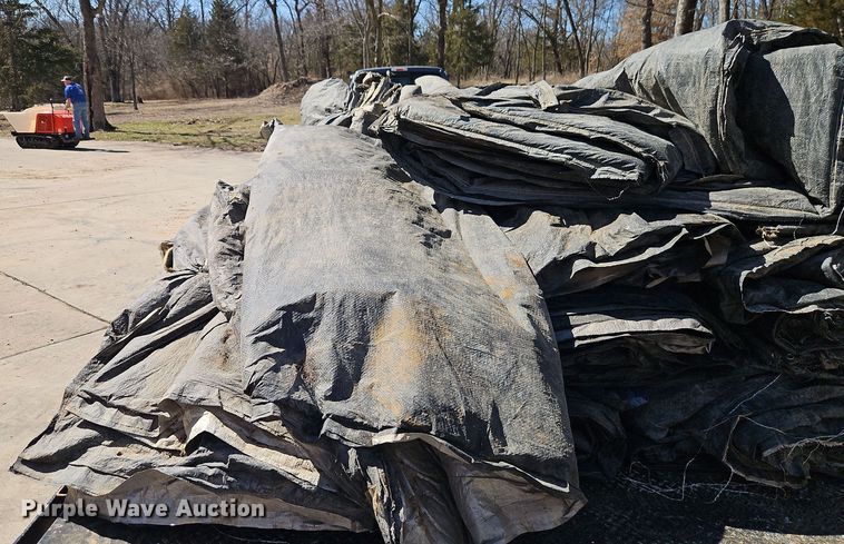 image for item DT7638 Approximately 37 concrete blankets