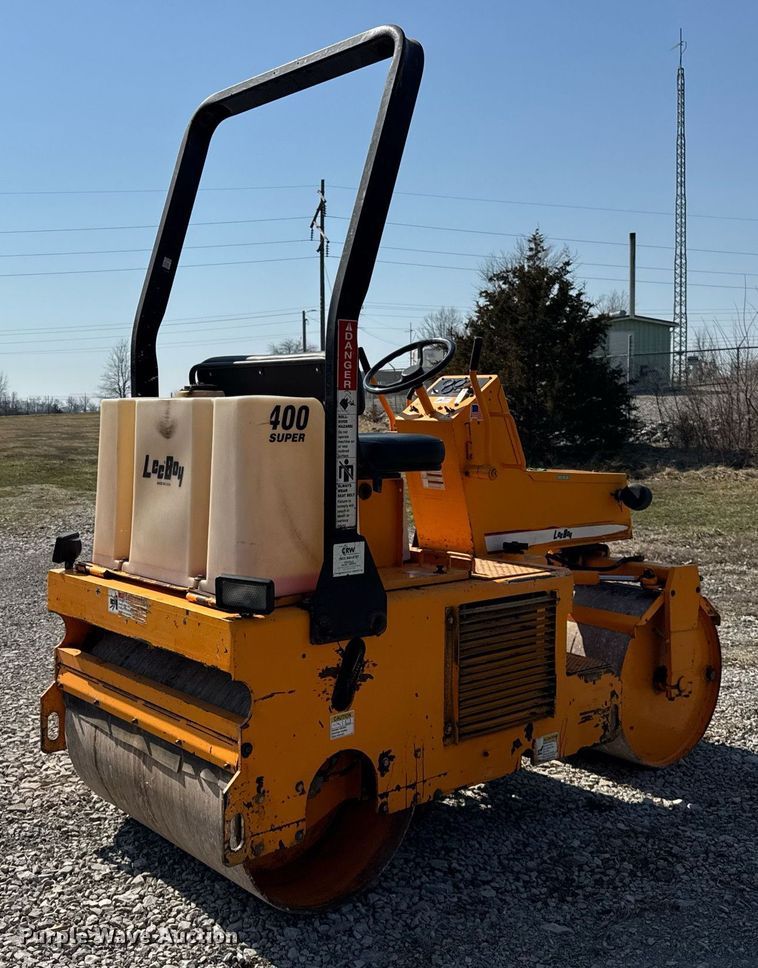 image for item DU3363 2011 LeeBoy 400 Super double drum vibratory roller