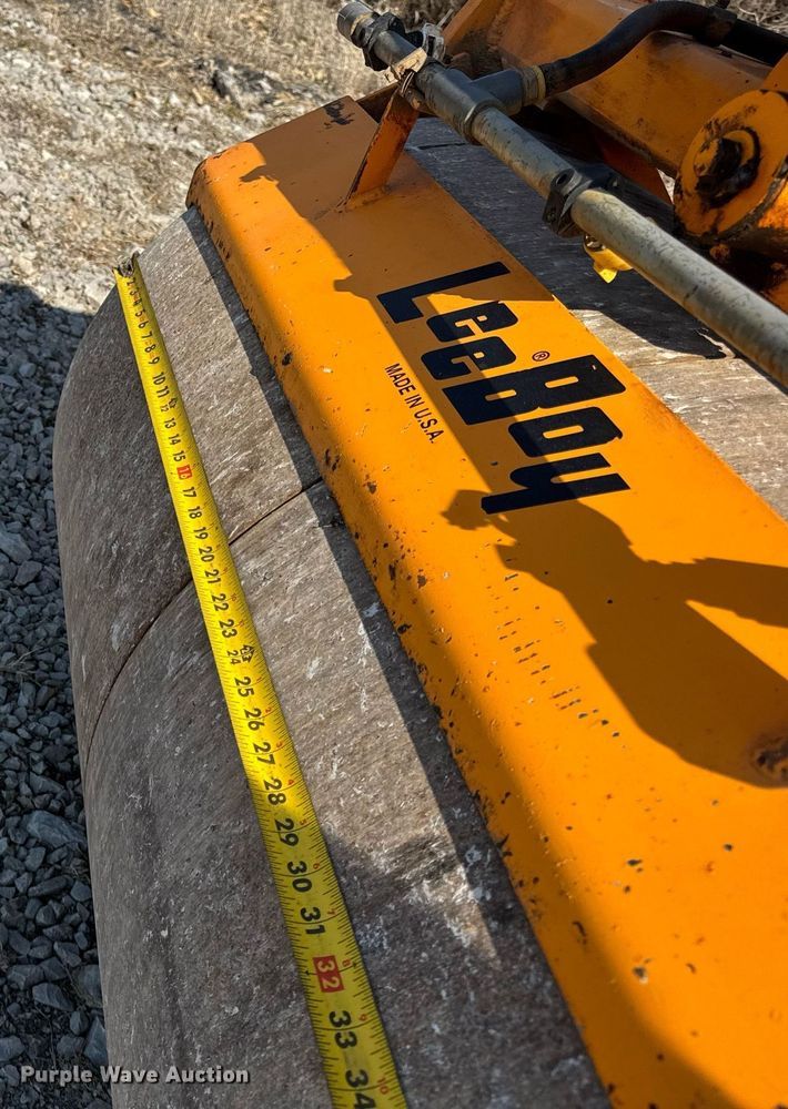 image for item DU3363 2011 LeeBoy 400 Super double drum vibratory roller