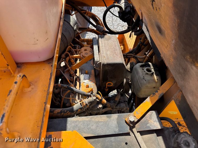 image for item DU3363 2011 LeeBoy 400 Super double drum vibratory roller