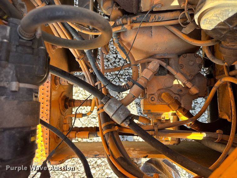 image for item DU3363 2011 LeeBoy 400 Super double drum vibratory roller