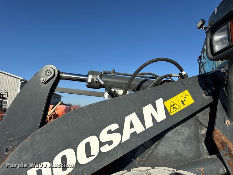 image for item DU3365 Doosan DL220-5 wheel loader
