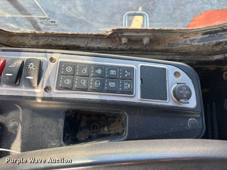 image for item DU3365 Doosan DL220-5 wheel loader