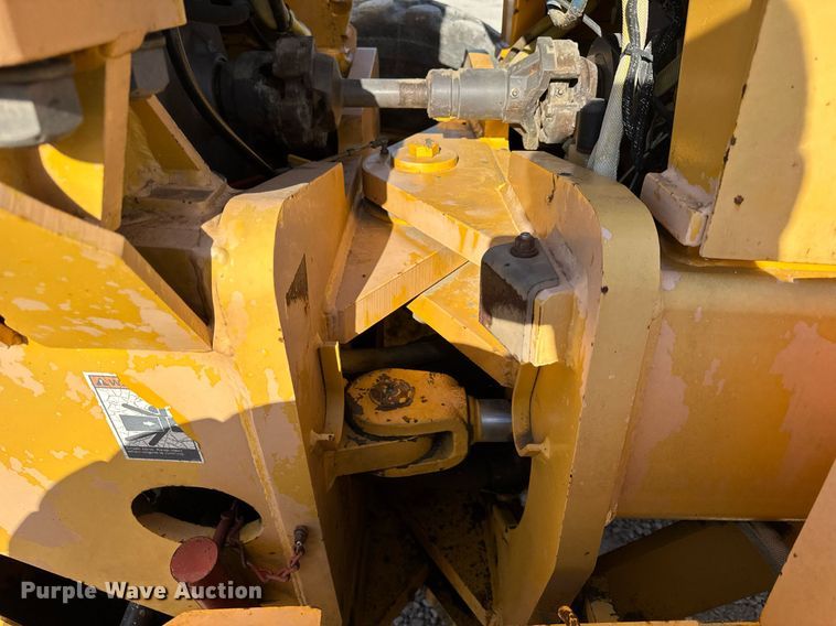 image for item DU3366 2000 Champion 710A VHP motor grader