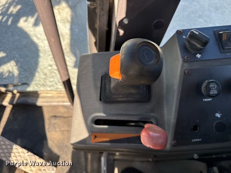 image for item DU3366 2000 Champion 710A VHP motor grader