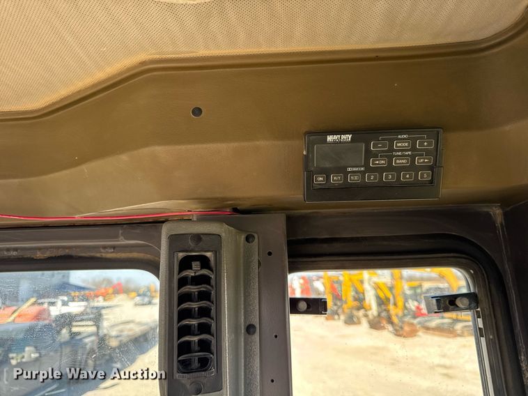 image for item DU3366 2000 Champion 710A VHP motor grader