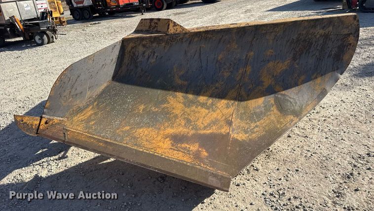 image for item DU3366 2000 Champion 710A VHP motor grader