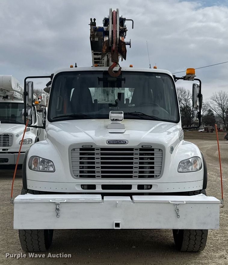 image for item DU9681 2015 Freightliner Business Class M2 crane truck