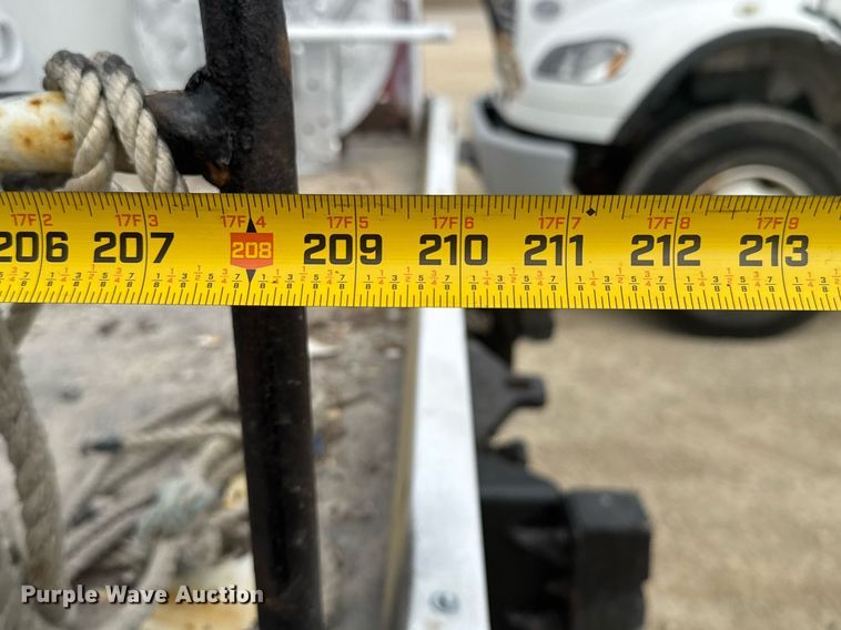 image for item DU9681 2015 Freightliner Business Class M2 crane truck