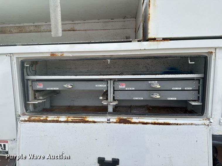 image for item DU9681 2015 Freightliner Business Class M2 crane truck