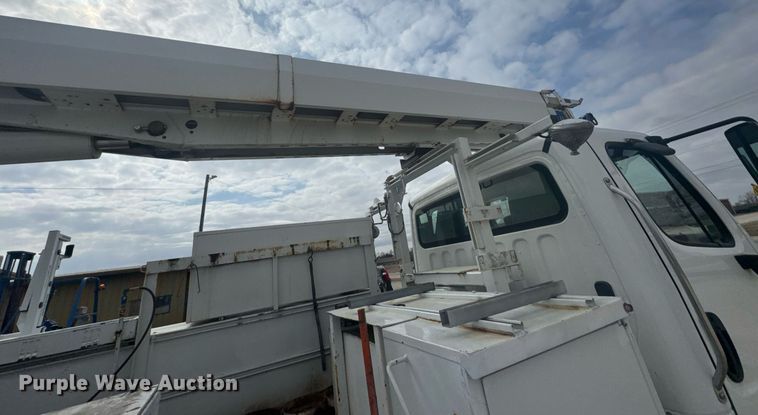 image for item DU9681 2015 Freightliner Business Class M2 crane truck