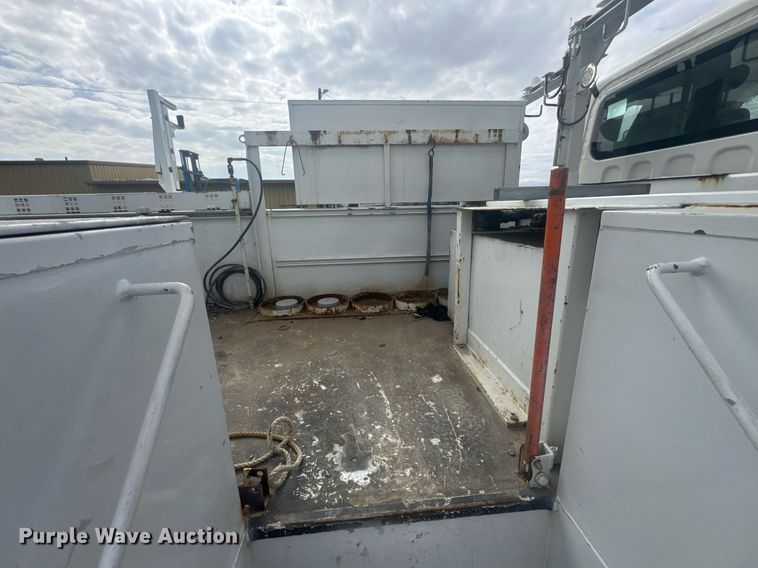 image for item DU9681 2015 Freightliner Business Class M2 crane truck