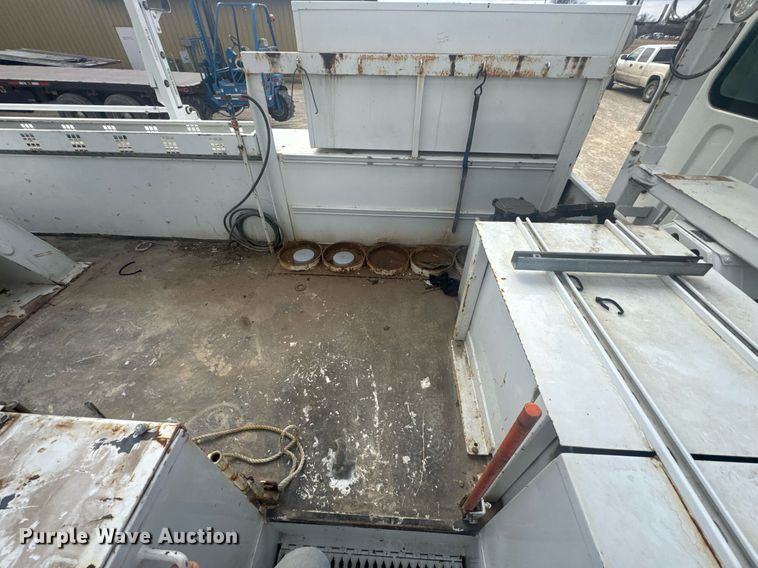 image for item DU9681 2015 Freightliner Business Class M2 crane truck