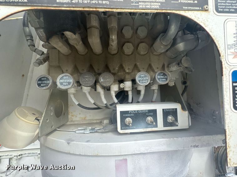 image for item DU9681 2015 Freightliner Business Class M2 crane truck