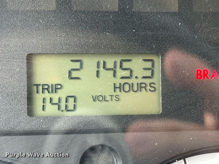 image for item DU9681 2015 Freightliner Business Class M2 crane truck