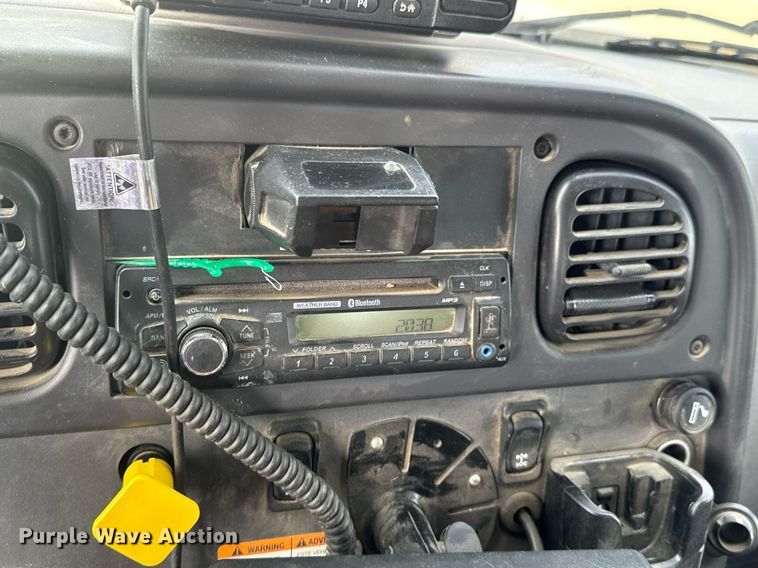 image for item DU9681 2015 Freightliner Business Class M2 crane truck