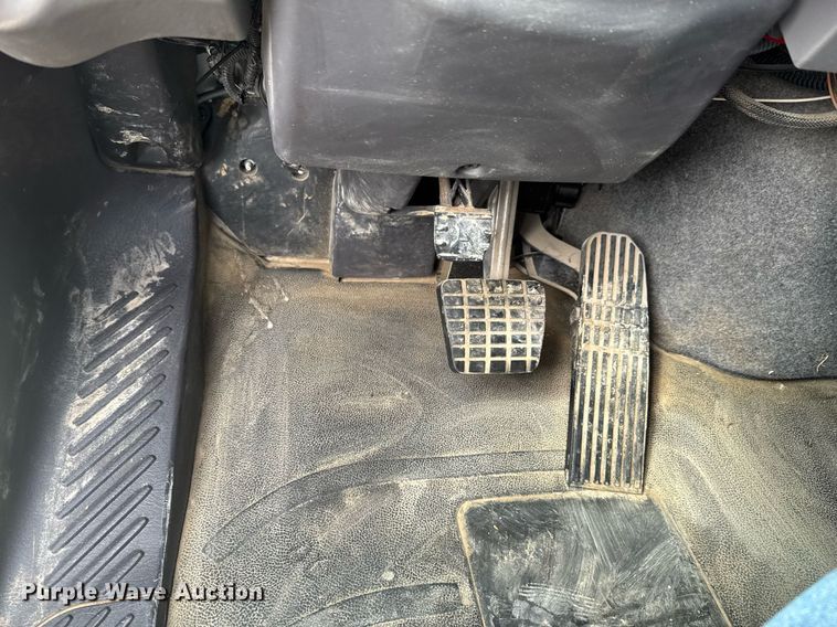 image for item DU9681 2015 Freightliner Business Class M2 crane truck