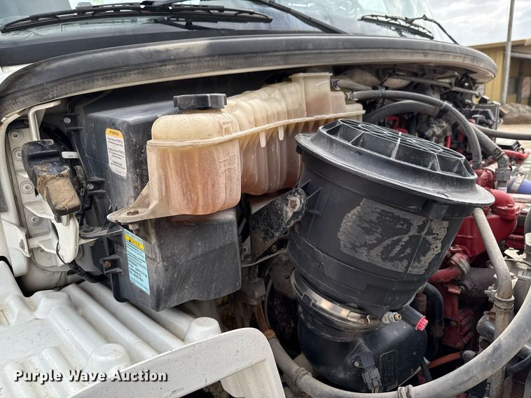 image for item DU9681 2015 Freightliner Business Class M2 crane truck