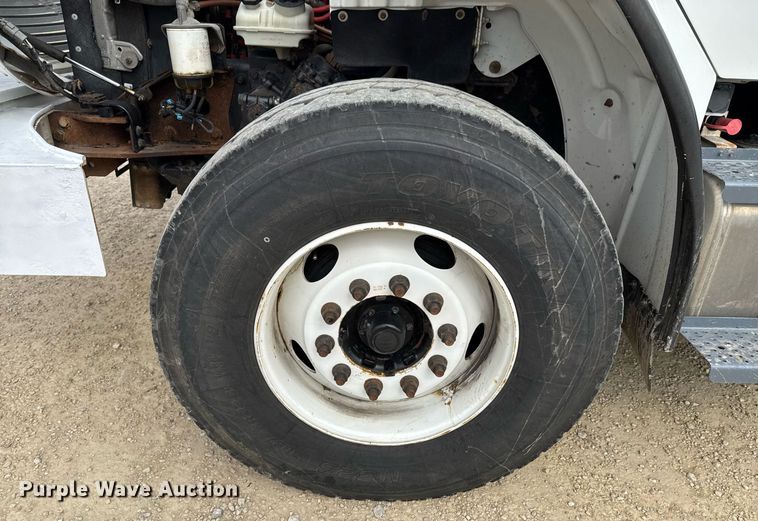 image for item DU9681 2015 Freightliner Business Class M2 crane truck