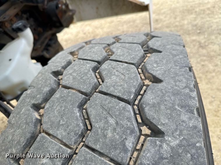 image for item DU9681 2015 Freightliner Business Class M2 crane truck