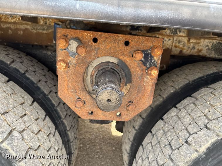 image for item DU9681 2015 Freightliner Business Class M2 crane truck