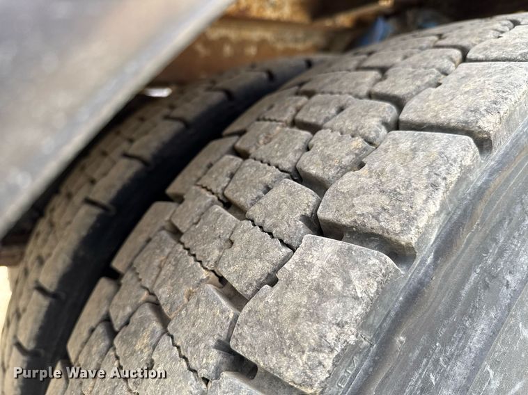 image for item DU9681 2015 Freightliner Business Class M2 crane truck